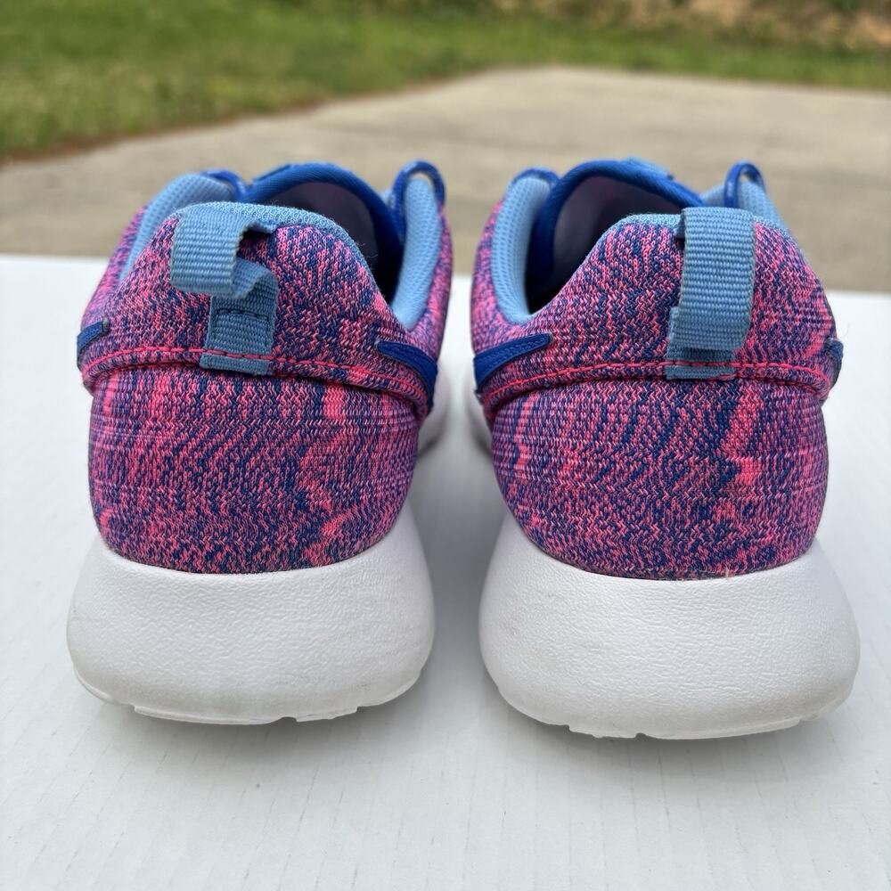 Nike Roshe Running Shoes Pink kids Size 7 Sneaker School Preppy - Picture 2 of 11